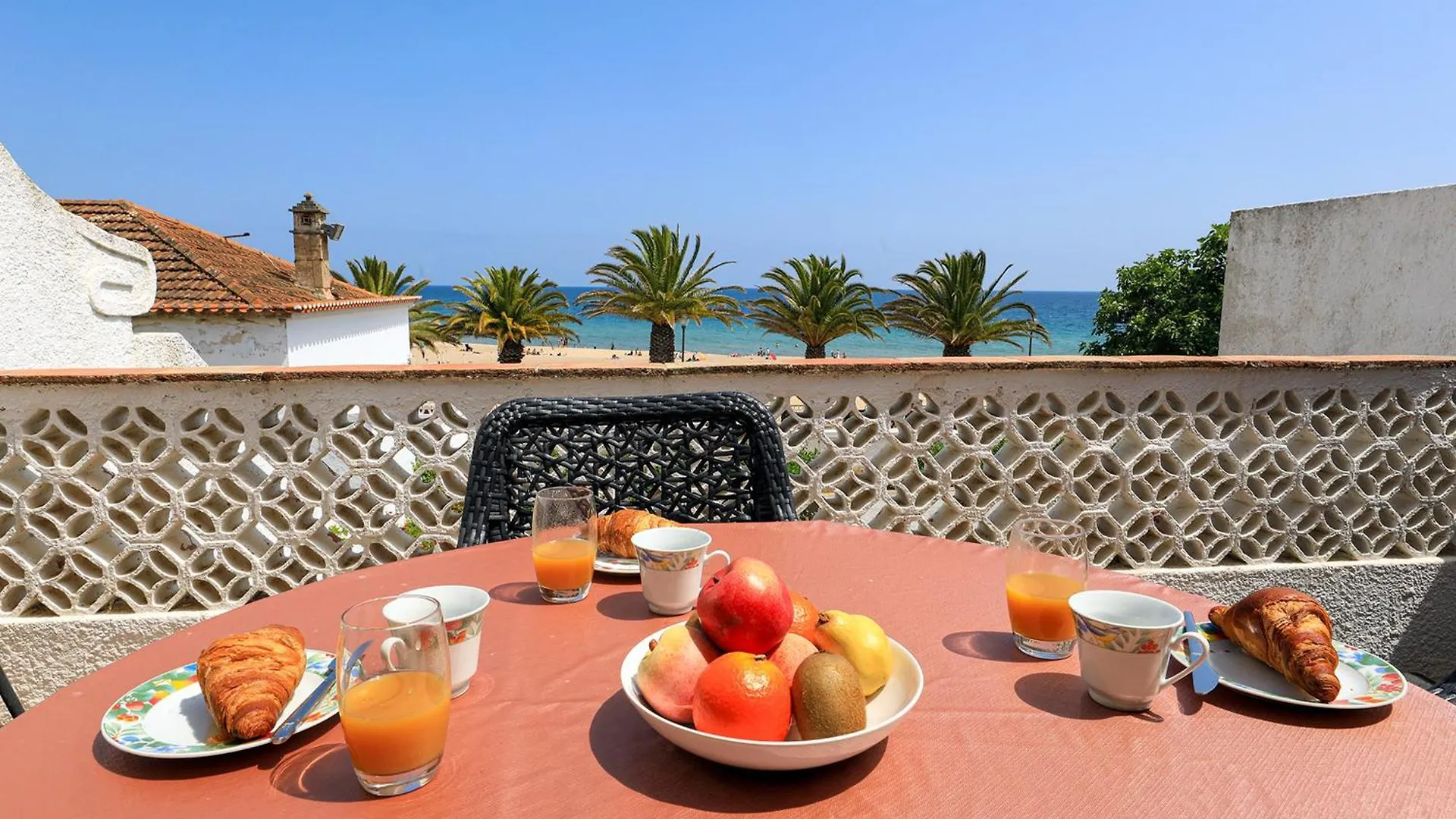 B86 - Beachline Apartment In Praia Da Luz