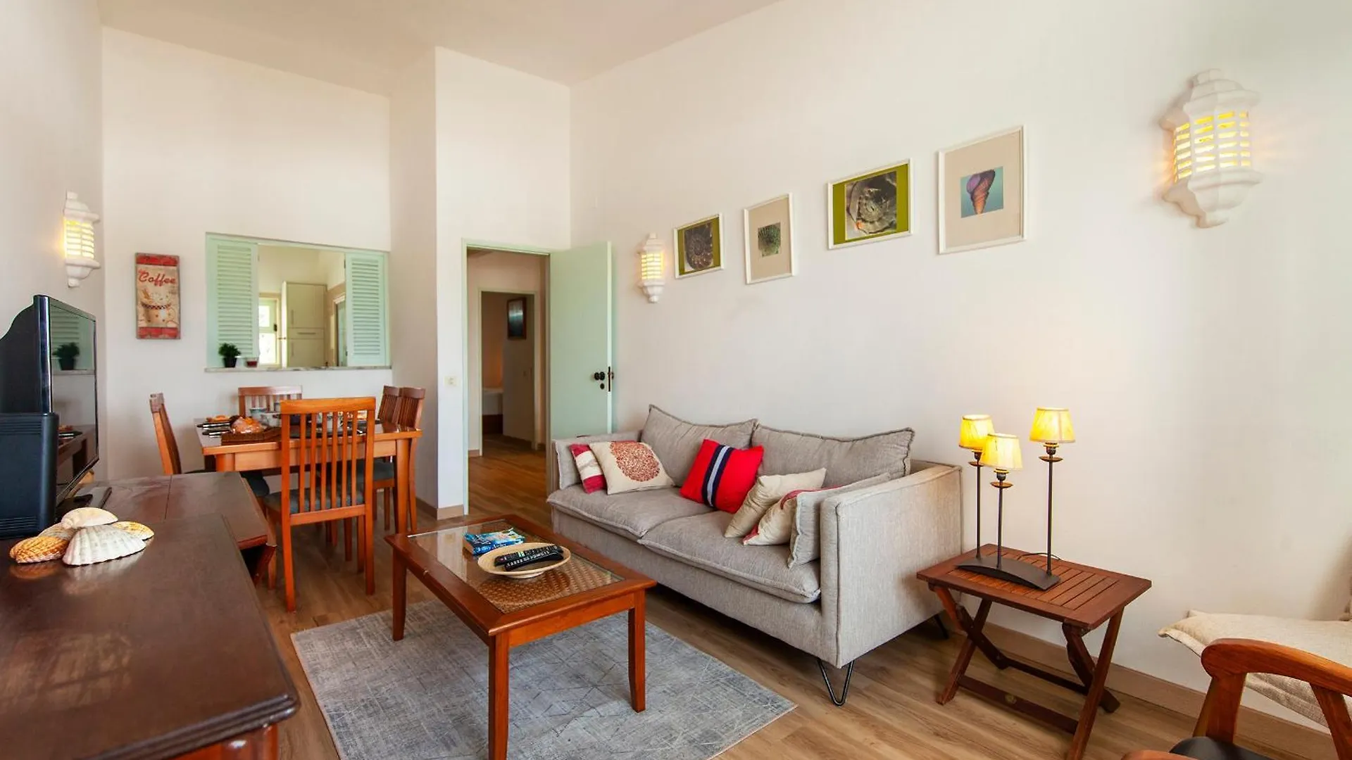 B86 - Beachline Apartment In Praia Da Luz Portugal