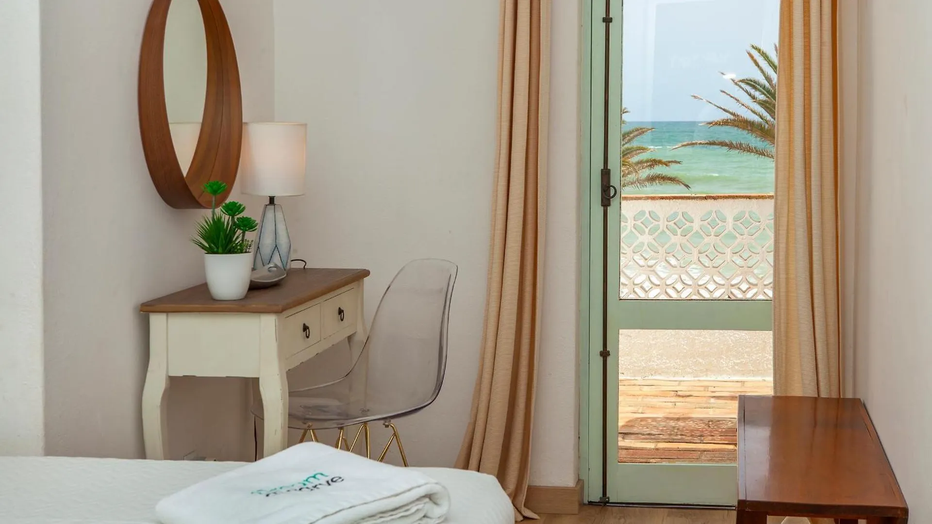 B86 - Beachline Apartment In Praia Da Luz